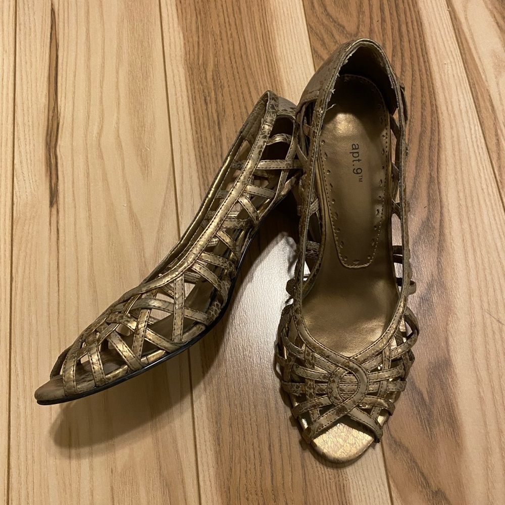 Apt 9 Bronze Cutout Heels - Size 8.5